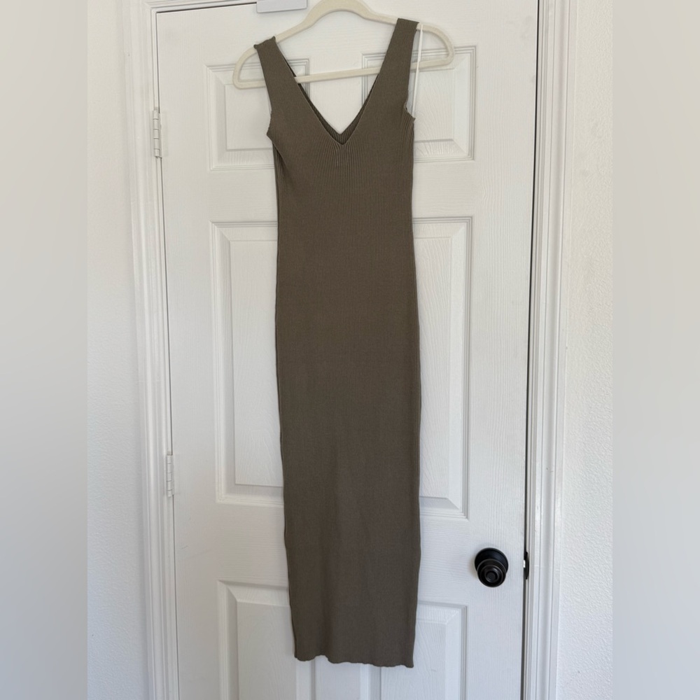 Bae. Ribbed Olive Maxi Dress w/ belt